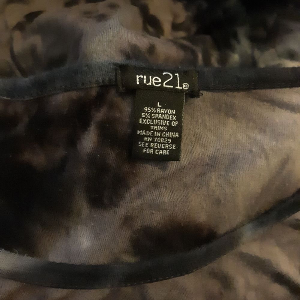 Rue 21 tie dye front tie top - Picture 4 of 5